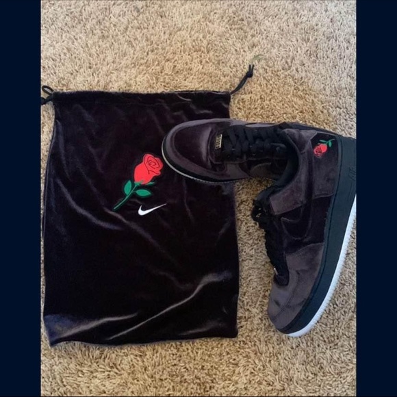 ‘18 Nike AF1 🌹 Athletic Shoes